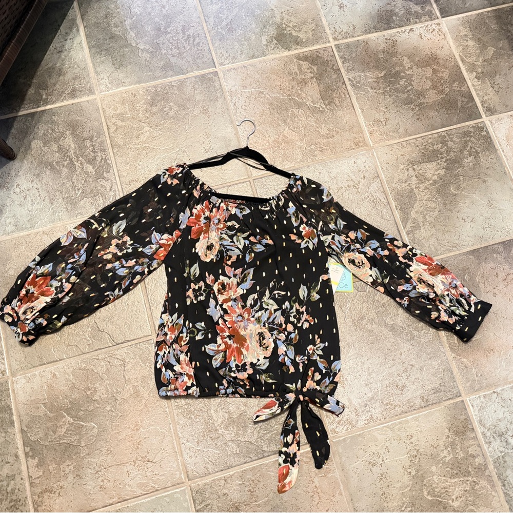 CeCe Black Floral Tie-Hem Off-Shoulder Blouse